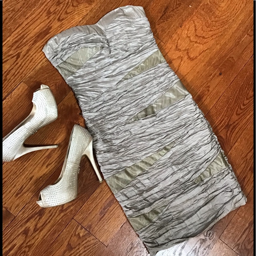 Arden B Strapless Sweetheart Crinkle Beige Bodycon Midi Dress Size S